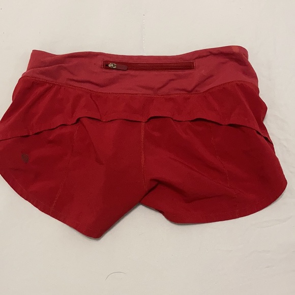 Red lulus - Picture 2 of 2